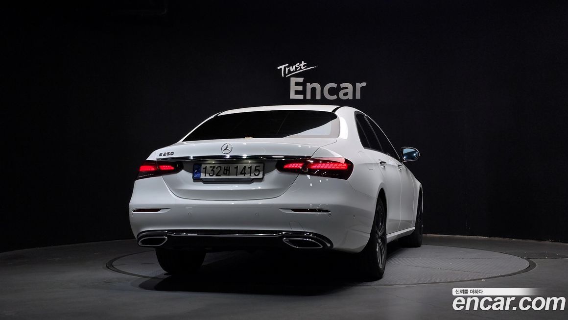 Mercedes-Benz E-Class E250 Avantgarde, 2022