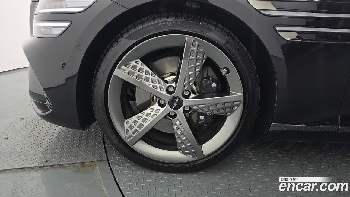 Genesis G80 Gasoline 2.5 Turbo 2WD, 2025