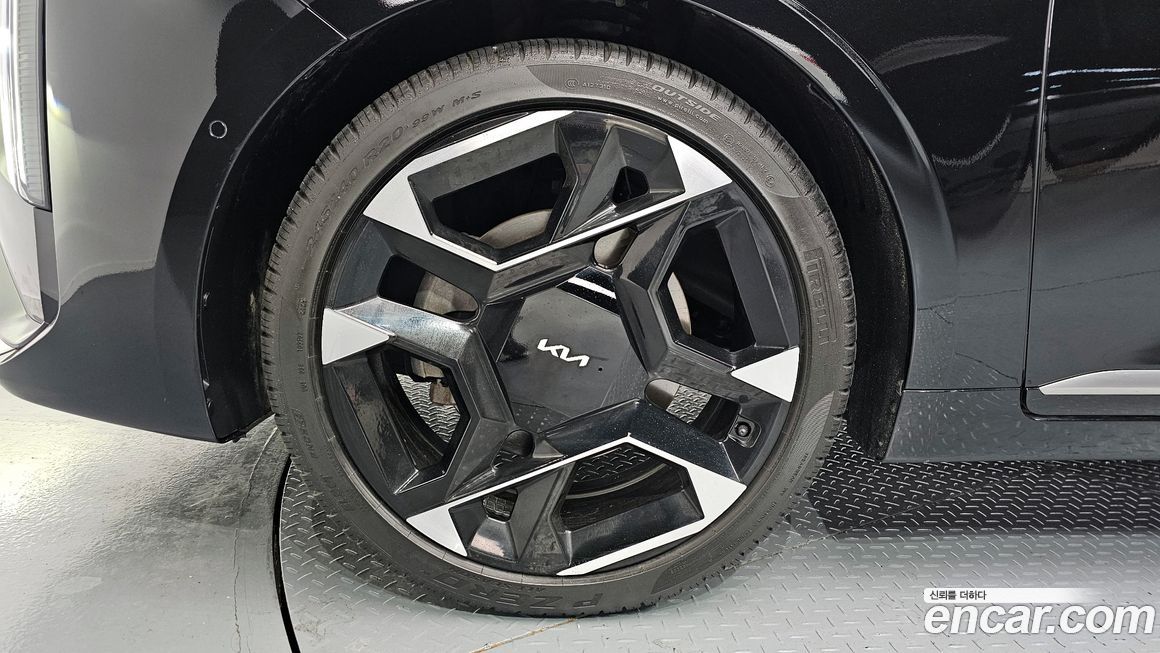 Kia K8 2.5 Gasoline 2WD, 2025