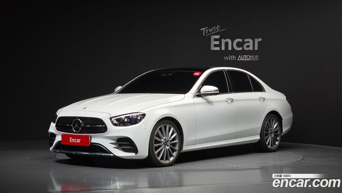 Mercedes-Benz E-Class E350 4MATIC AMG Line, 2022