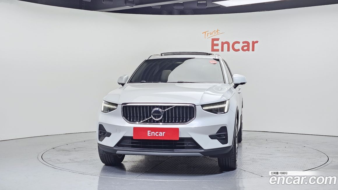 Volvo XC40 B4 Ultimate Bright, 2023