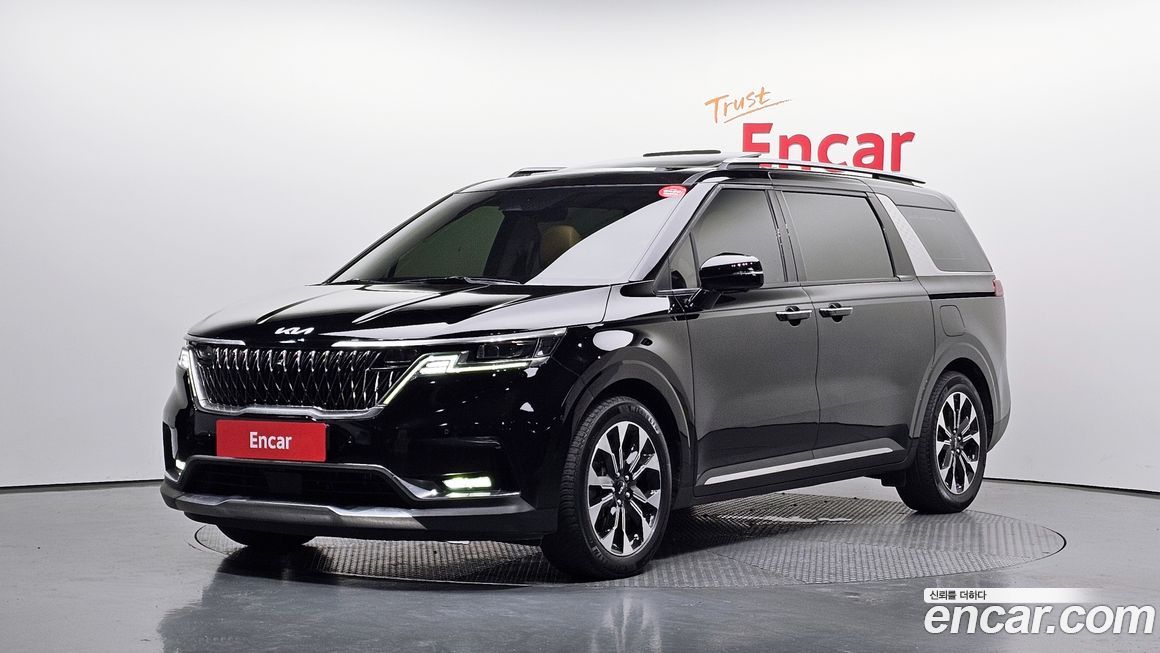 Kia Carnival 9-Seater Signature, 2023