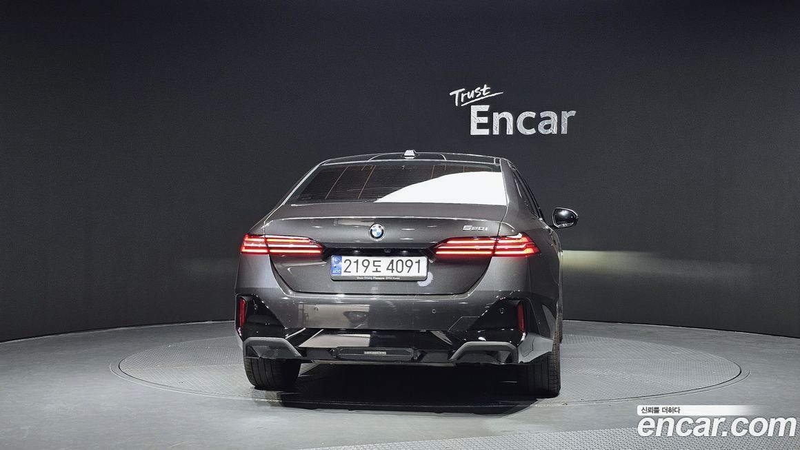 BMW 5-Series 520i M Sport, 2024