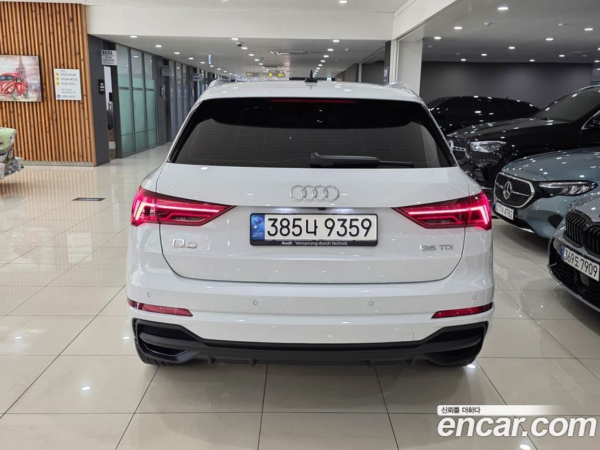 Audi Q3 35 TDI Premium, 2023