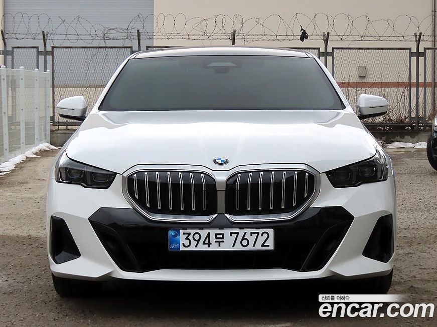 BMW 5-Series 523d M Sport, 2025