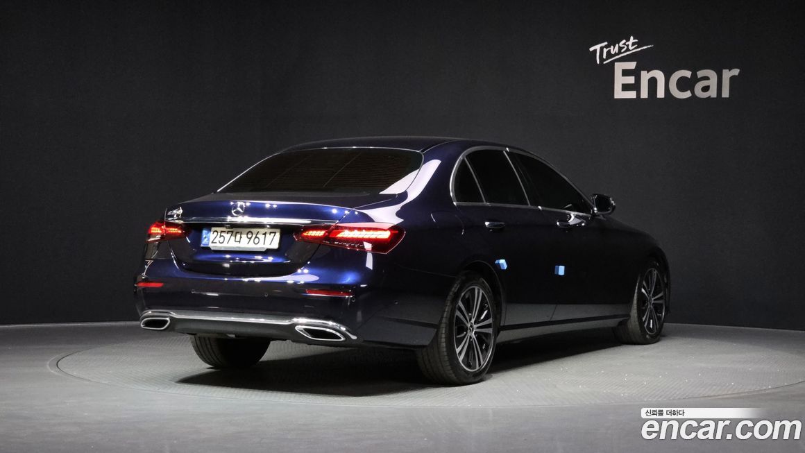 Mercedes-Benz E-Class E250 Avantgarde, 2022