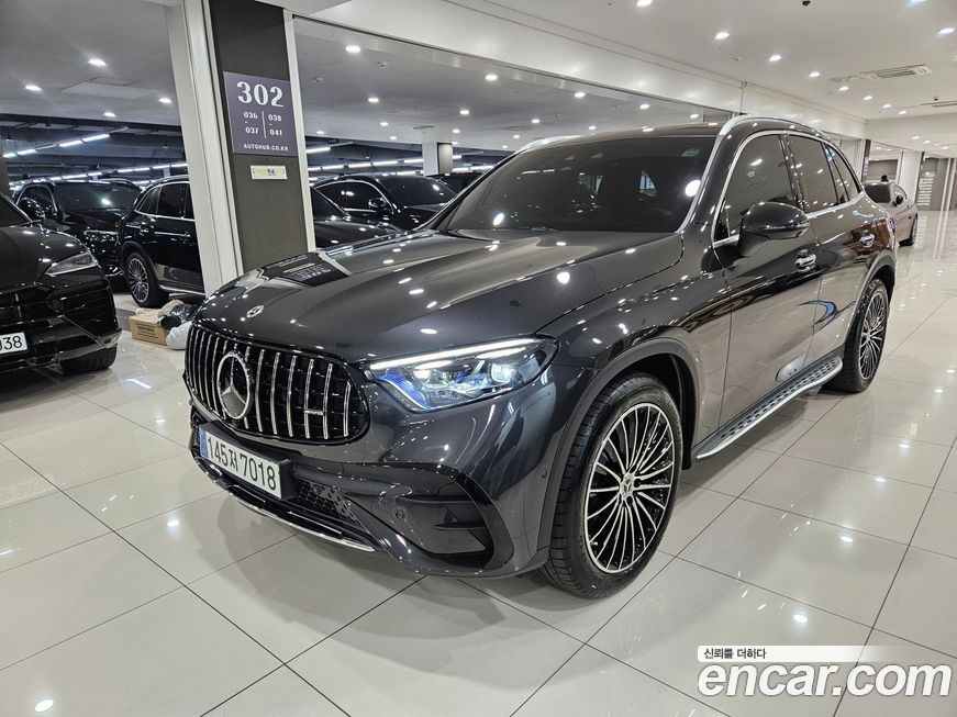 Mercedes-Benz GLC-Class GLC300 4MATIC AMG Line, 2025