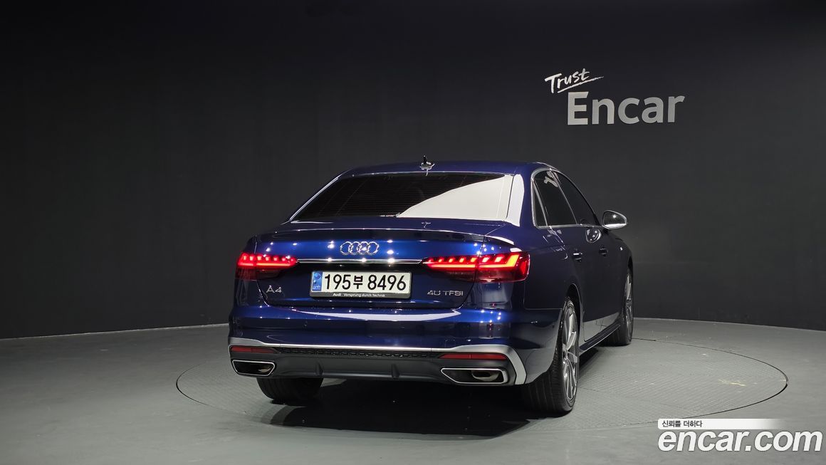 Audi A4 40 TFSI Premium, 2023