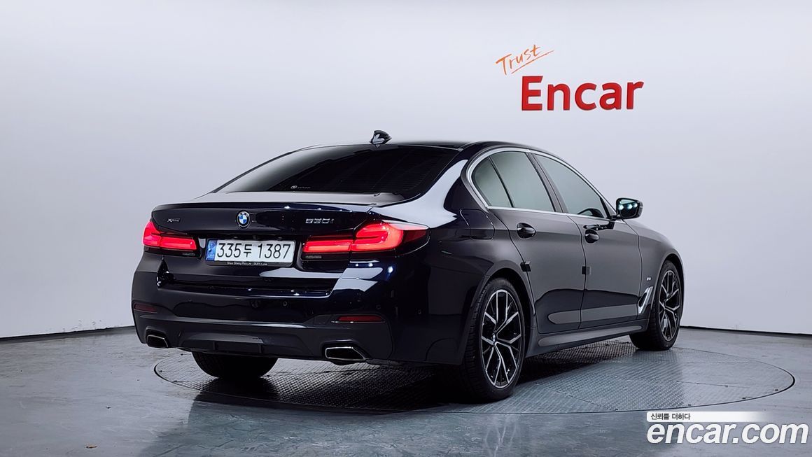 BMW 5-Series 530i xDrive M Sport Package, 2023