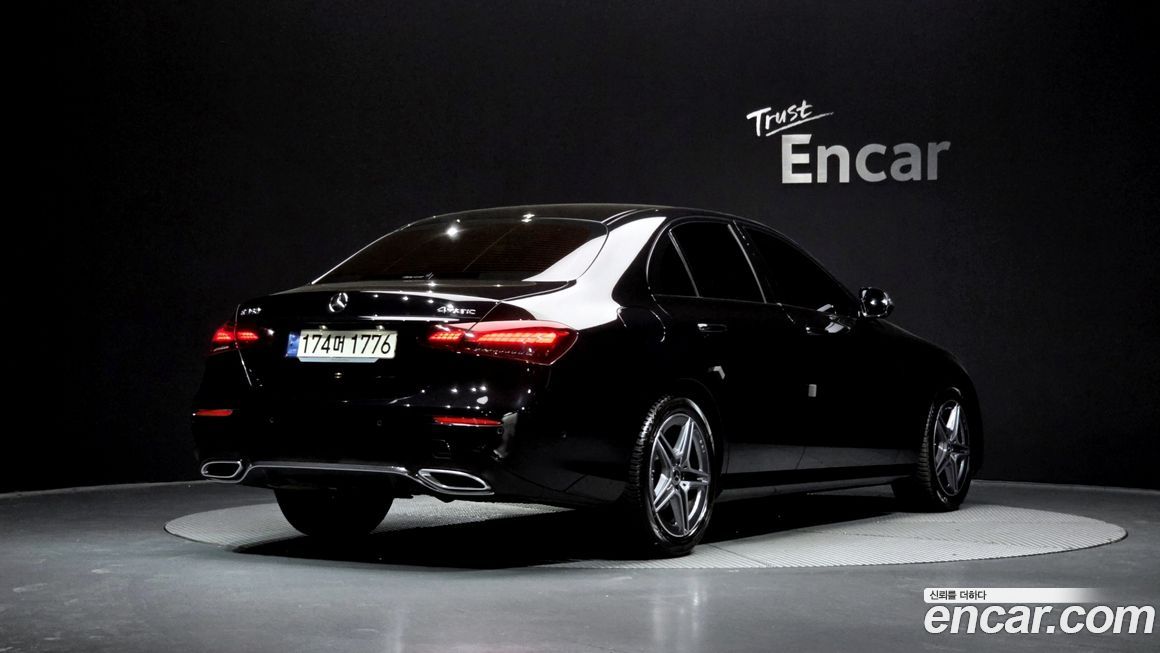 Mercedes-Benz E-Class E250 AMG Line, 2023