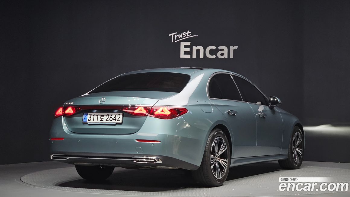 Mercedes-Benz E-Class E200 Avantgarde, 2025