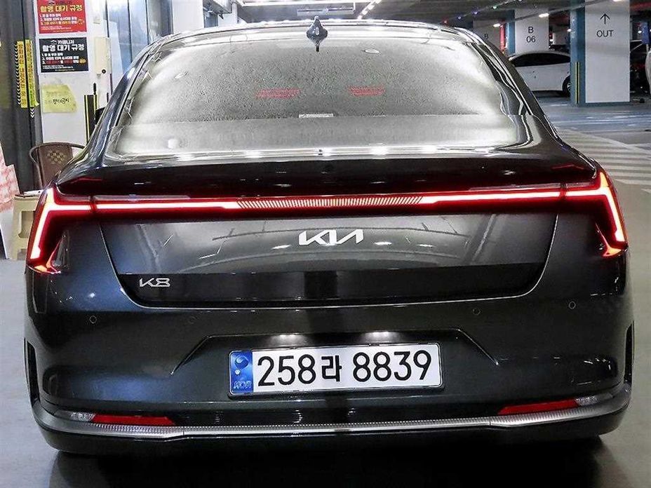 Kia K8 2.5 Gasoline 2WD, 2025