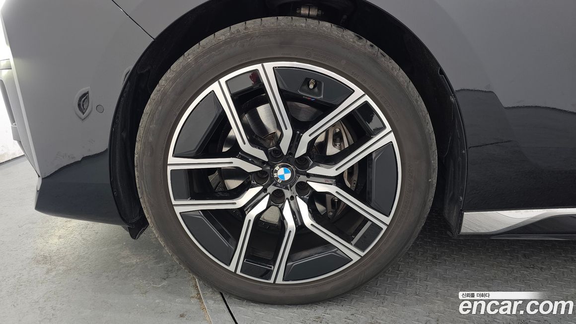 BMW 7-Series 740d xDrive M Sport, 2025