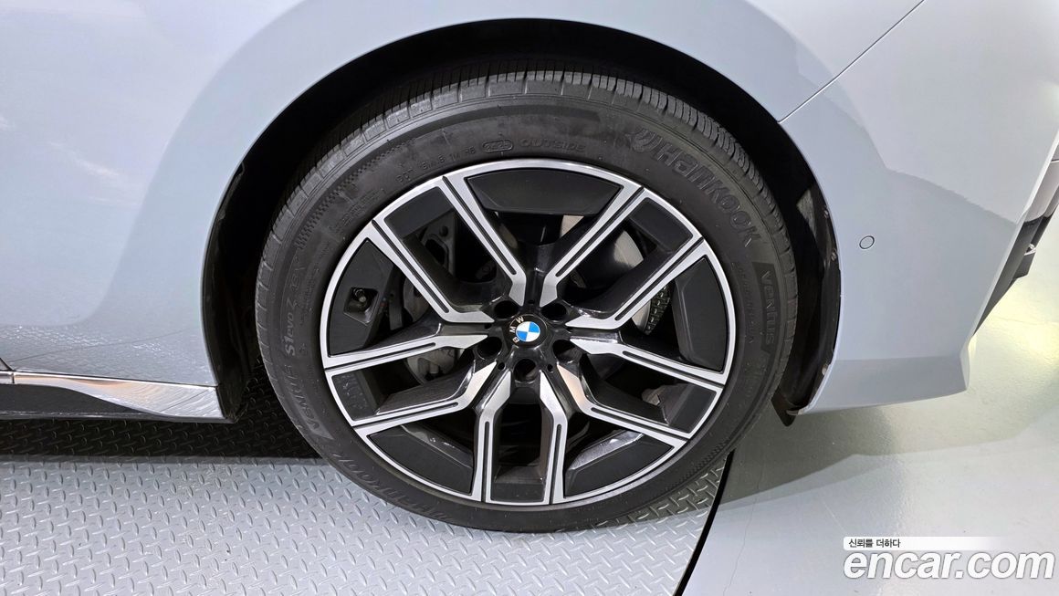 BMW 7-Series 740i xDrive M Sport Limited, 2024