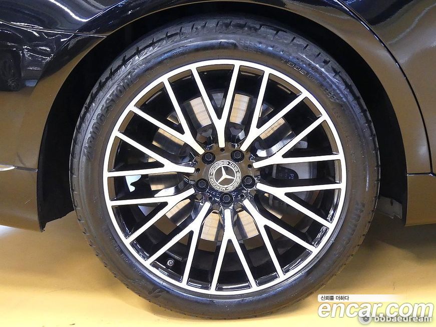 Mercedes-Benz S-Class S580L 4MATIC, 2022