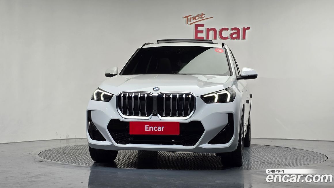 BMW X1 xDrive 20i M Sport, 2025