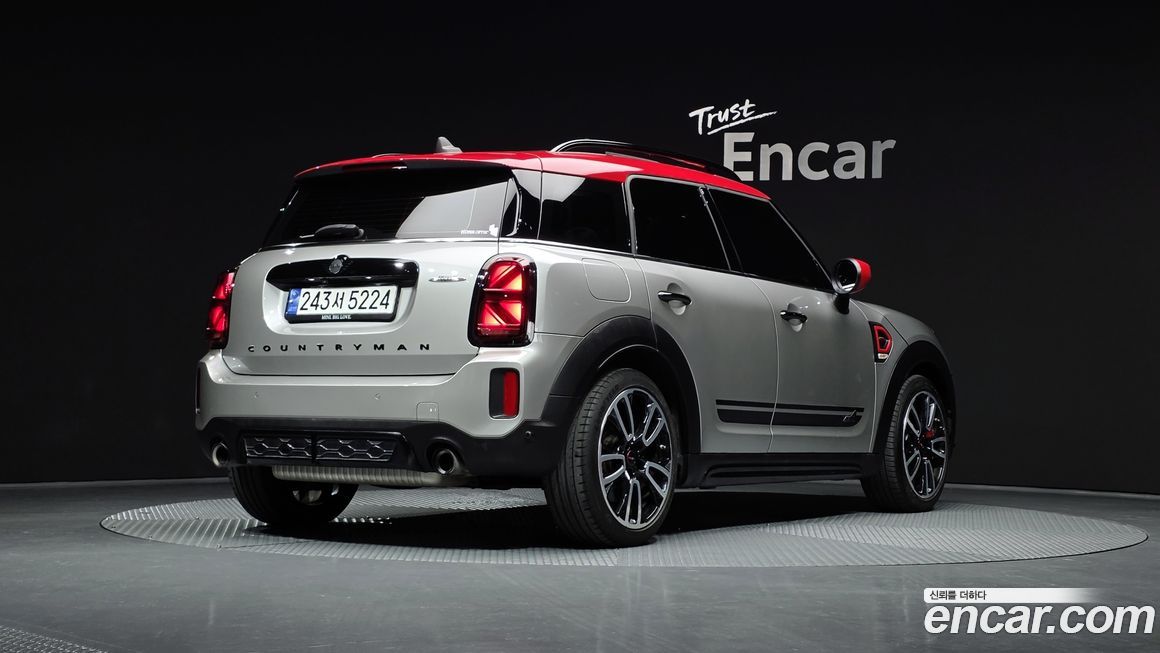 Mini Countryman JCW Launch Pack, 2023
