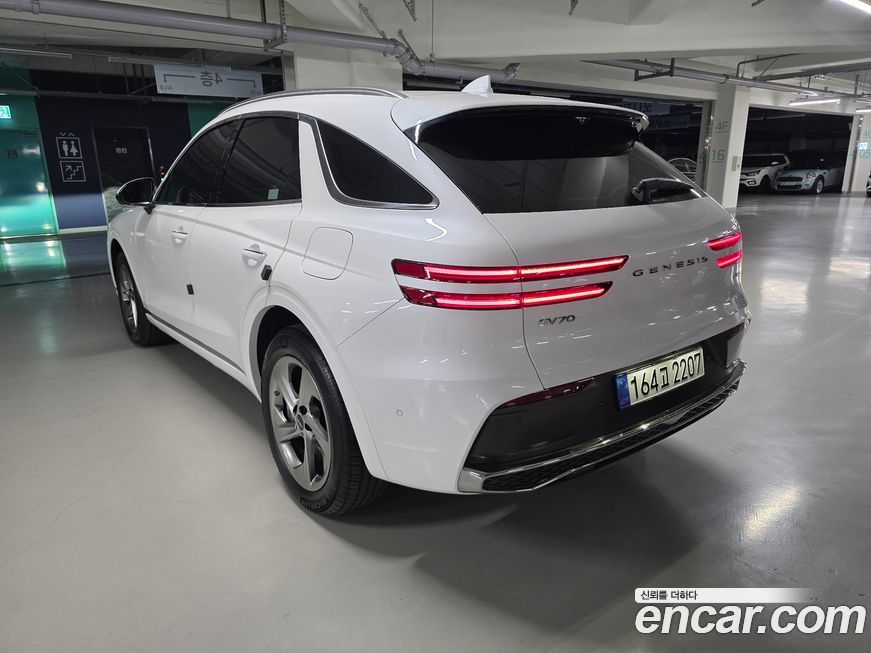 Genesis GV70 2.5T Gasoline AWD, 2025