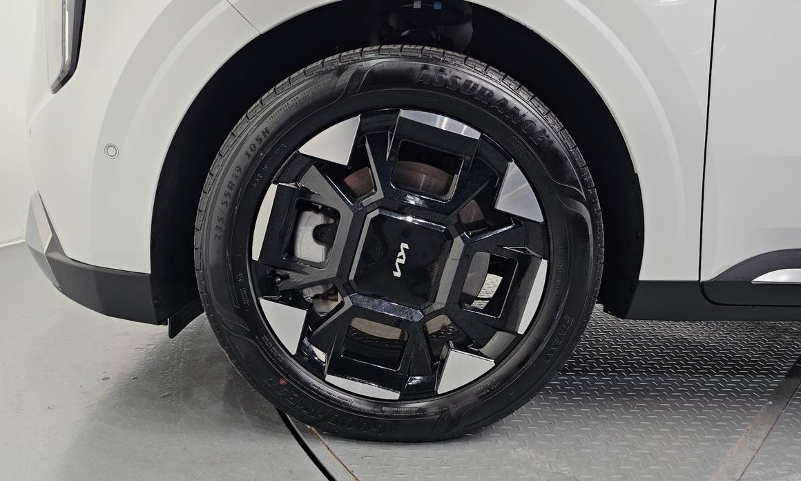 Kia Carnival 9-Seater Noblesse, 2025