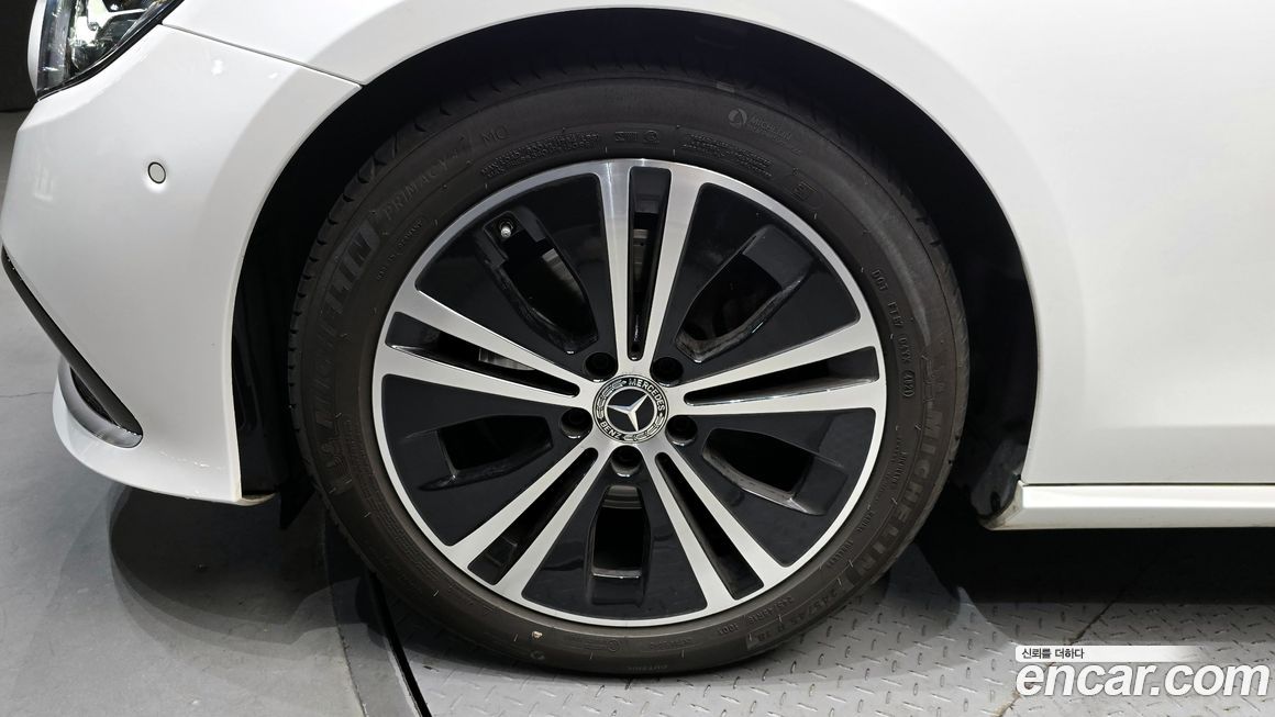 Mercedes-Benz E-Class E250 Avantgarde, 2022
