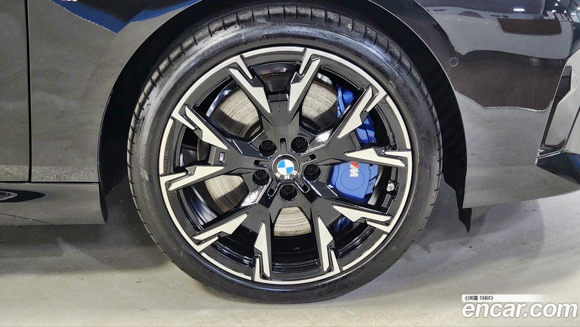 BMW 2-Series 228 xDrive M Sport, 2025