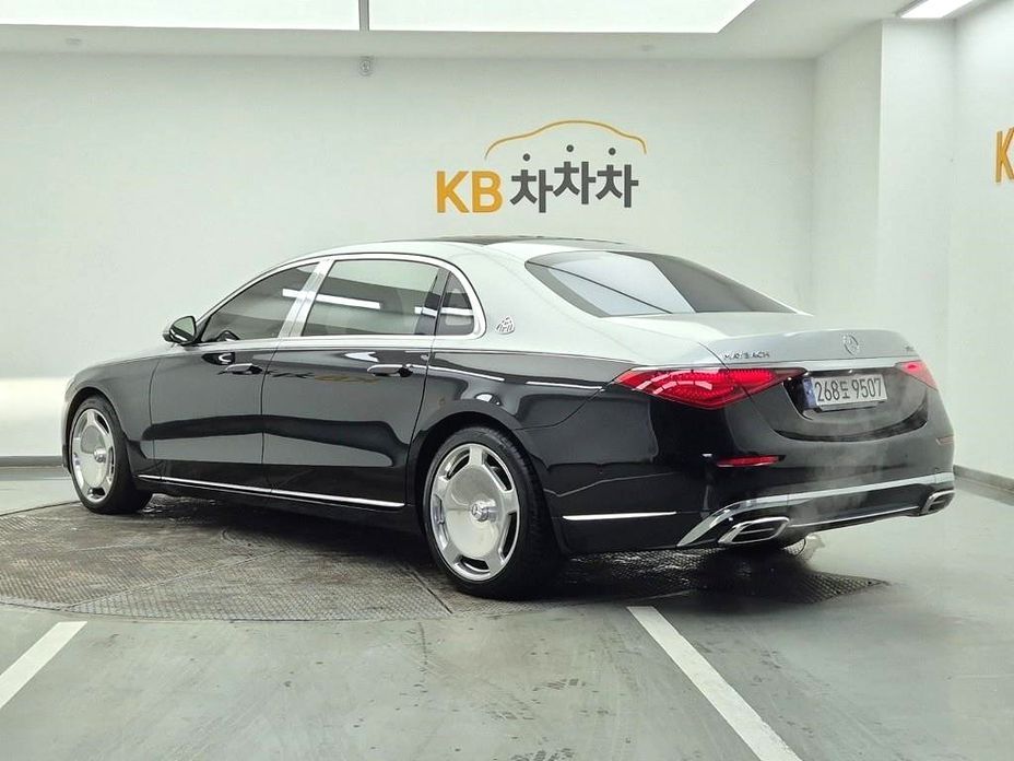 Mercedes-Benz S-Class Maybach S580 4MATIC, 2022