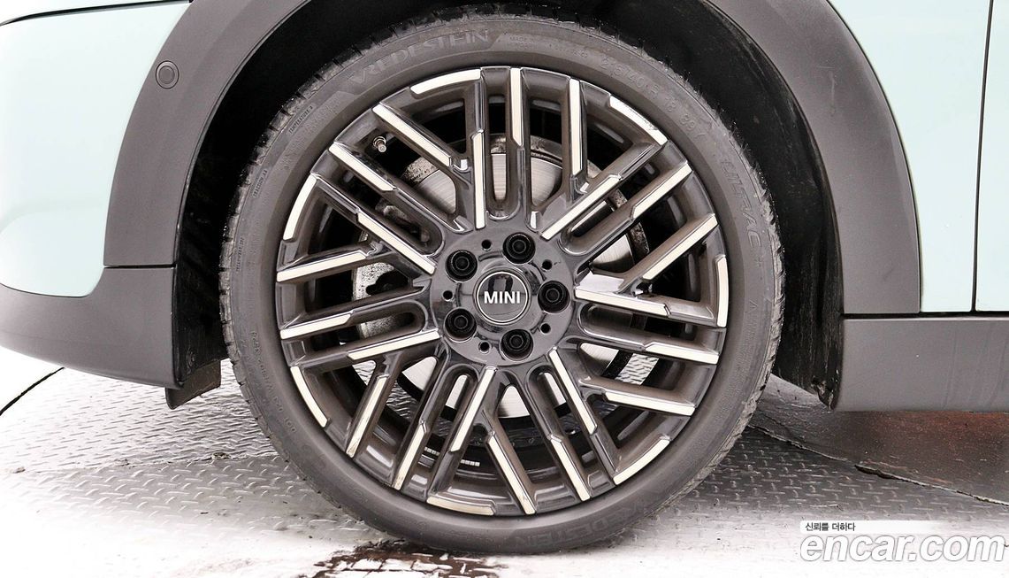 Mini Cooper 5 Door Favoured, 2025