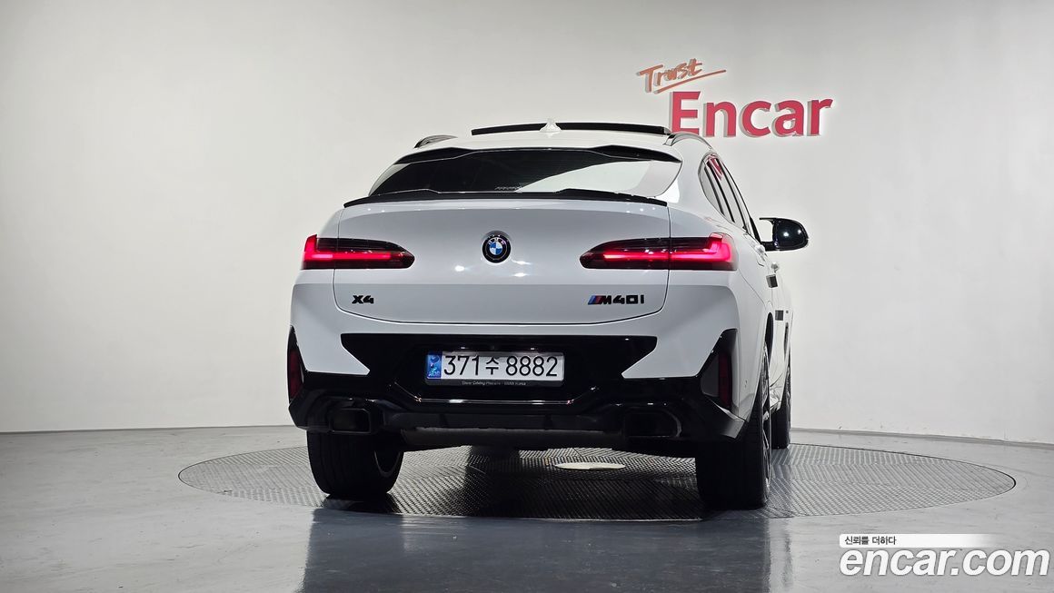BMW X4 xDrive20i M Sports Pro, 2022