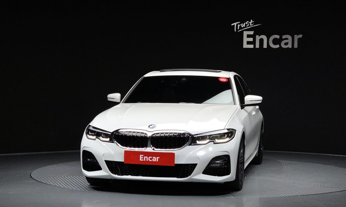 BMW 3-Series 320i M Sport, 2022