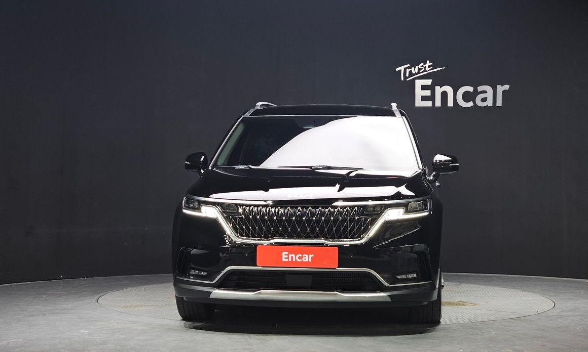 Kia Carnival 9-Seater Signature, 2023