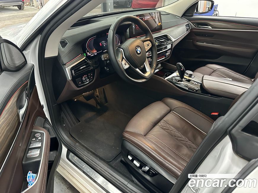 BMW Gran Turismo 630i xDrive Luxury, 2023
