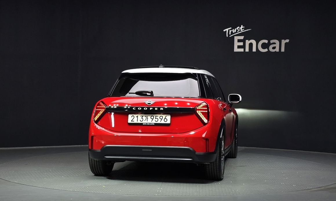 Mini Cooper 5Door Classic, 2025
