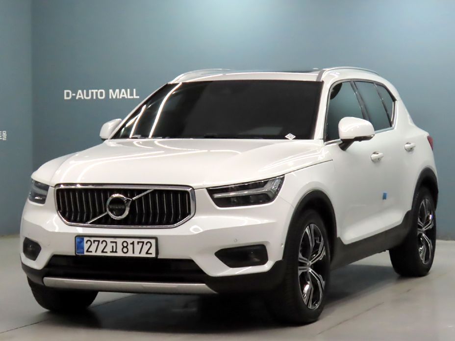 Volvo XC40 B4 Inscription, 2022