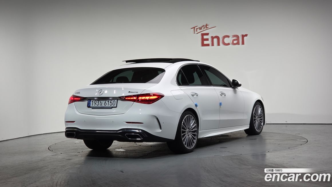 Mercedes-Benz C-Class C300 4MATIC AMG Line, 2024