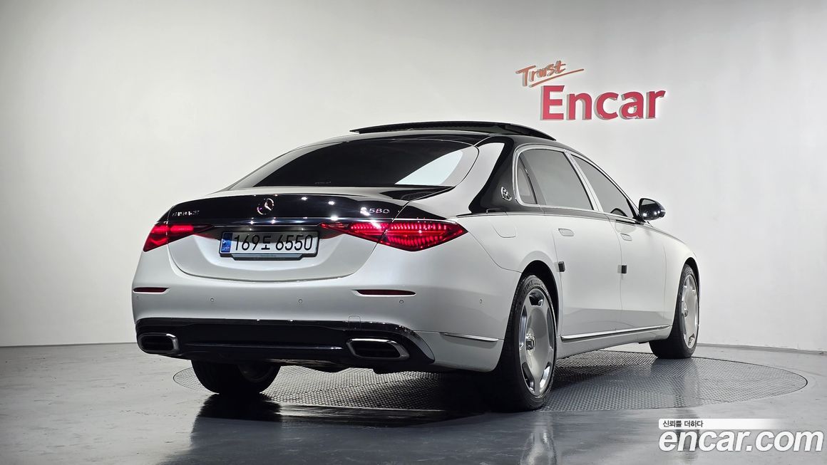 Mercedes-Benz S-Class Maybach S580 4MATIC, 2023