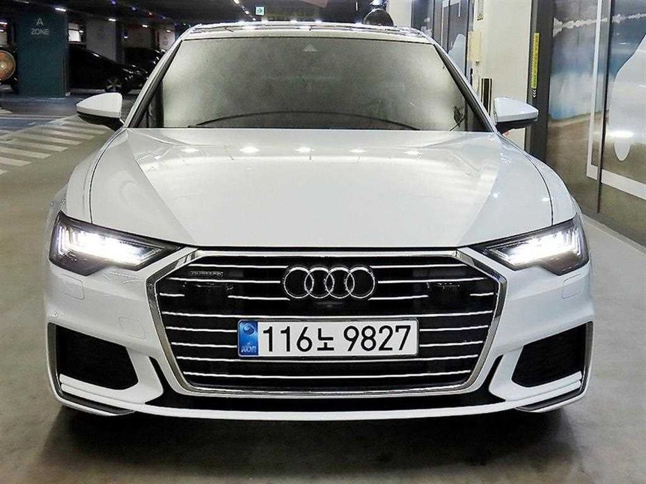 Audi A6 45 TFSI Quattro Premium, 2023
