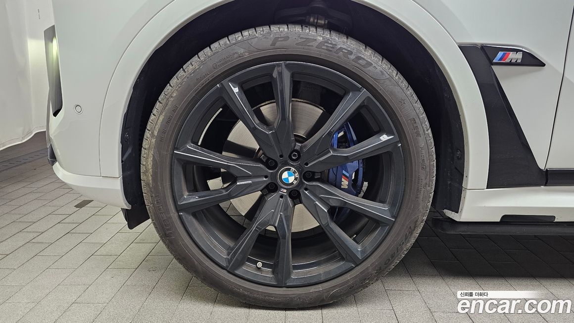 BMW X7 M60i xDrive M sport 6STR, 2024