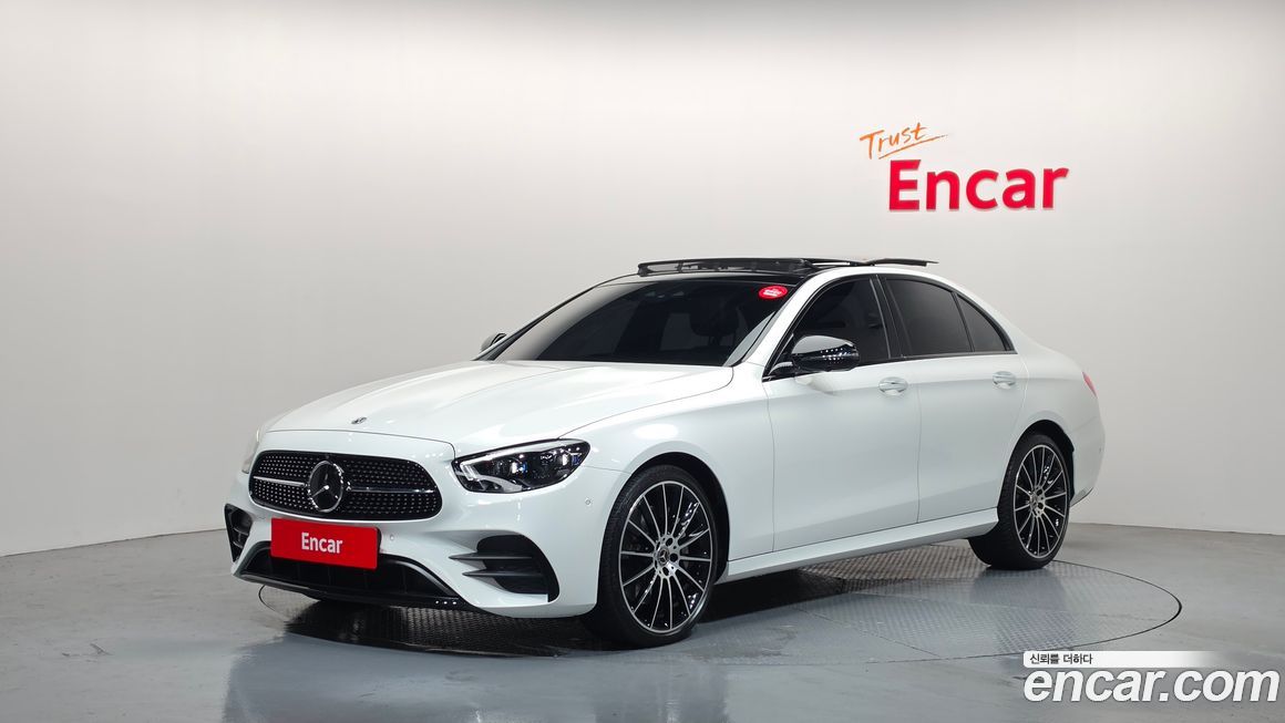 Mercedes-Benz E-Class E350 4MATIC AMG Line, 2023