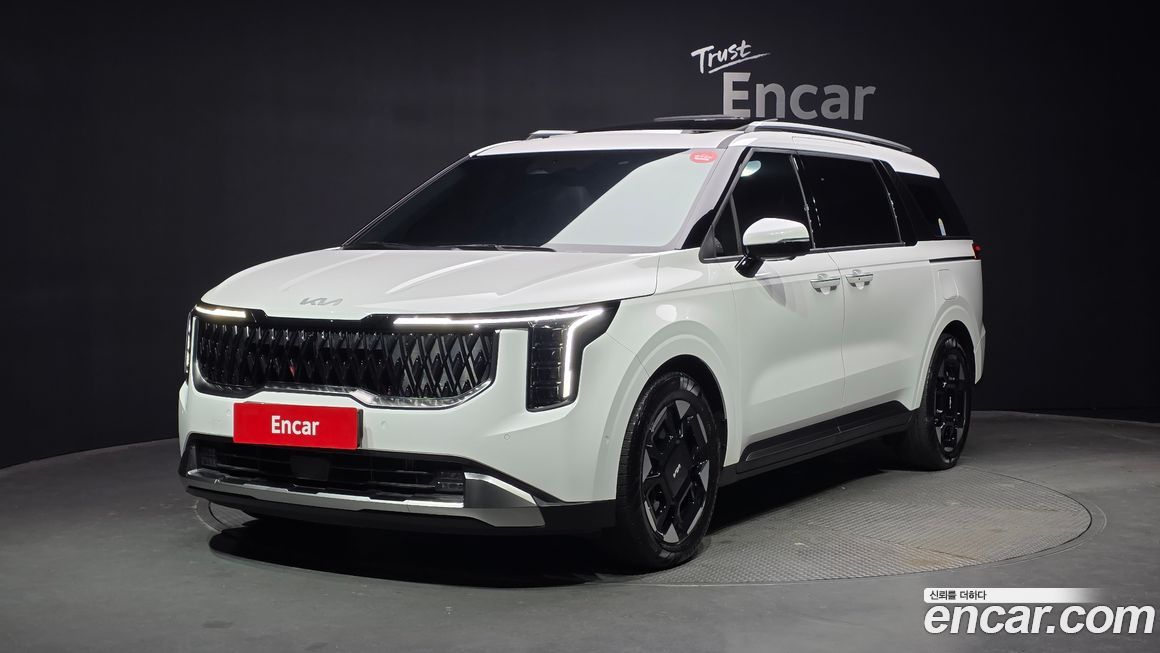 Kia Carnival 7-Seater Signature, 2025