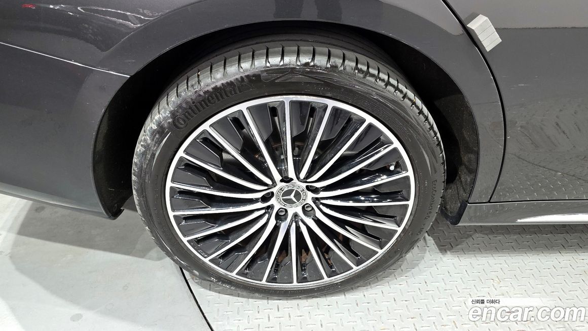 Mercedes-Benz E-Class E450 4MATIC, 2024