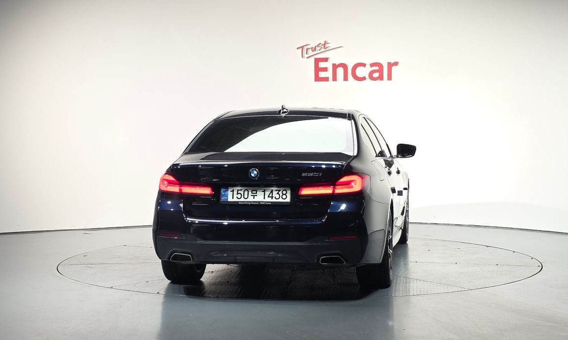 BMW 5-Series 530i M Sport Package, 2023