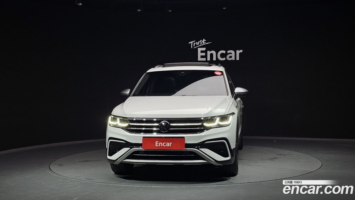 Volkswagen Tiguan 2.0 TSI Prestige, 2023