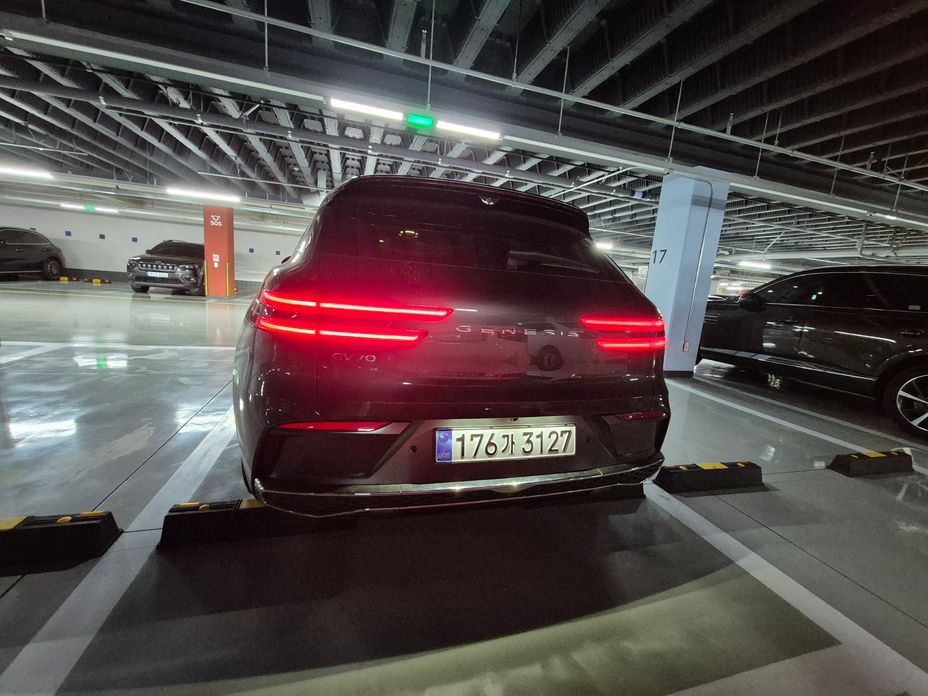 Genesis GV70 2.5T Gasoline 2WD, 2025