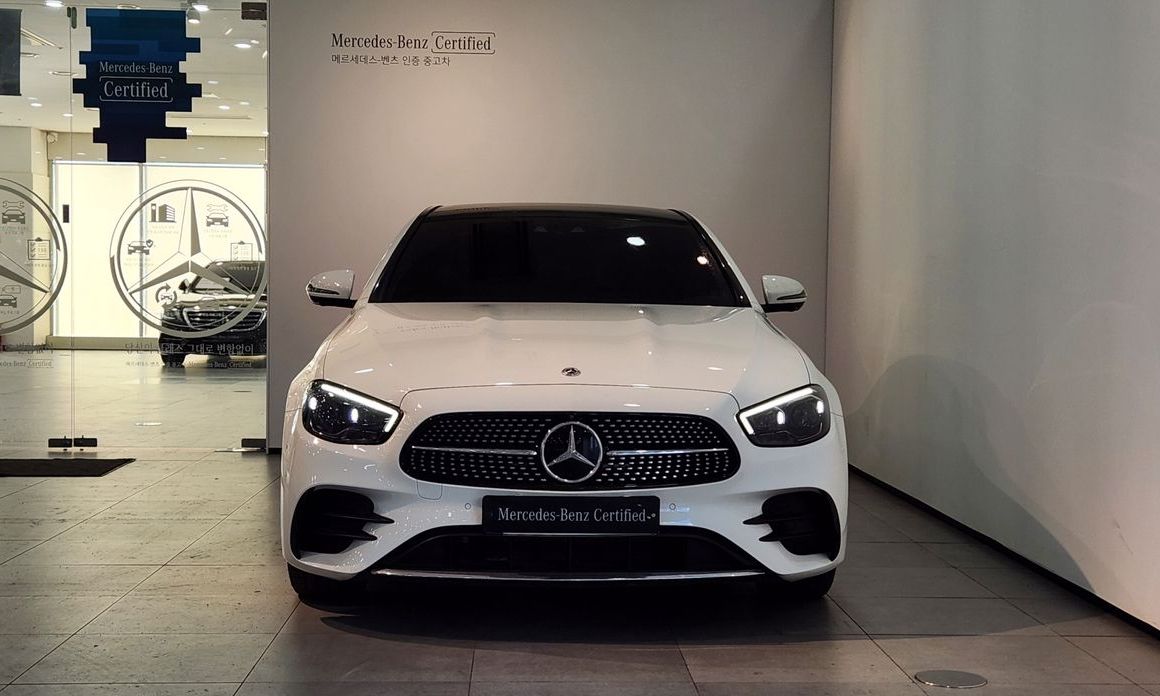 Mercedes-Benz E-Class E350 4MATIC AMG Line, 2022
