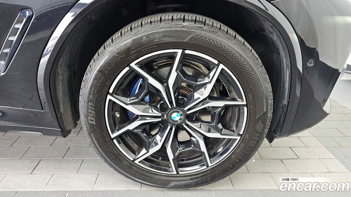 BMW X4 xDrive20i M Sport, 2022