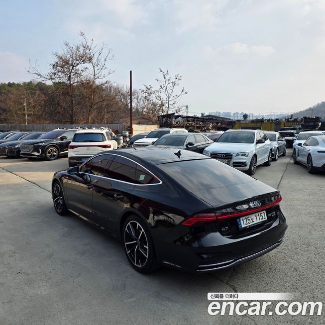 Audi A7 55 TFSI Quattro Premium, 2021