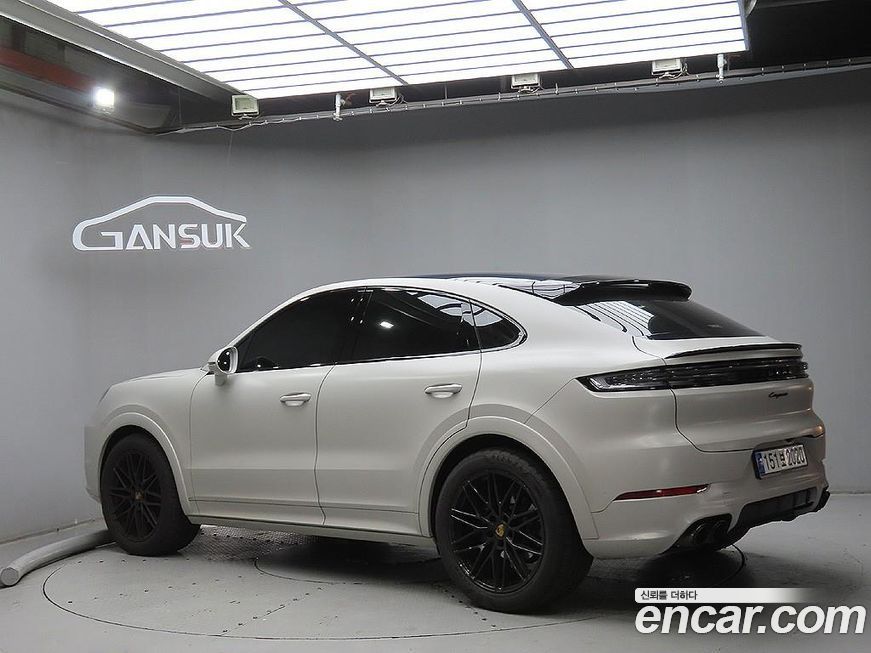 Porsche Cayenne 3.0 Coupe, 2024