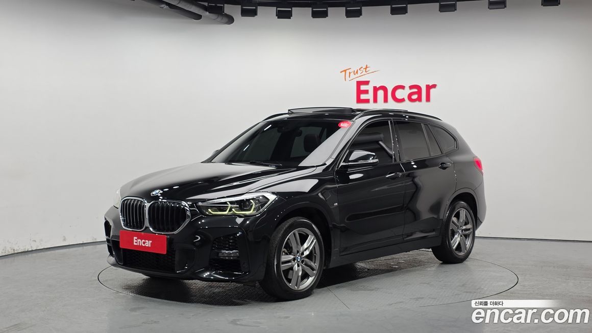 BMW X1 xDrive 20i M Sport, 2022