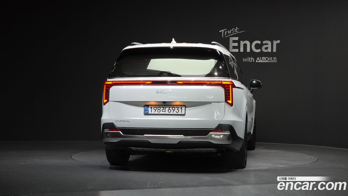 Kia Carnival 9-Seater Noblesse, 2025