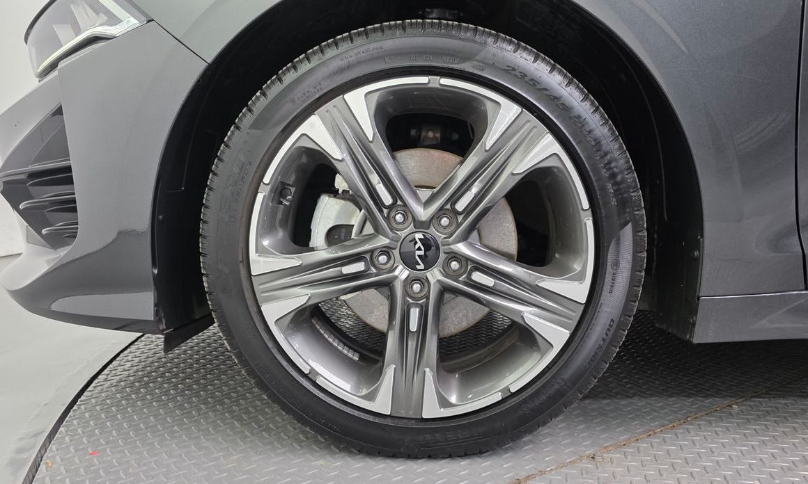 Kia K5 2.0, 2023